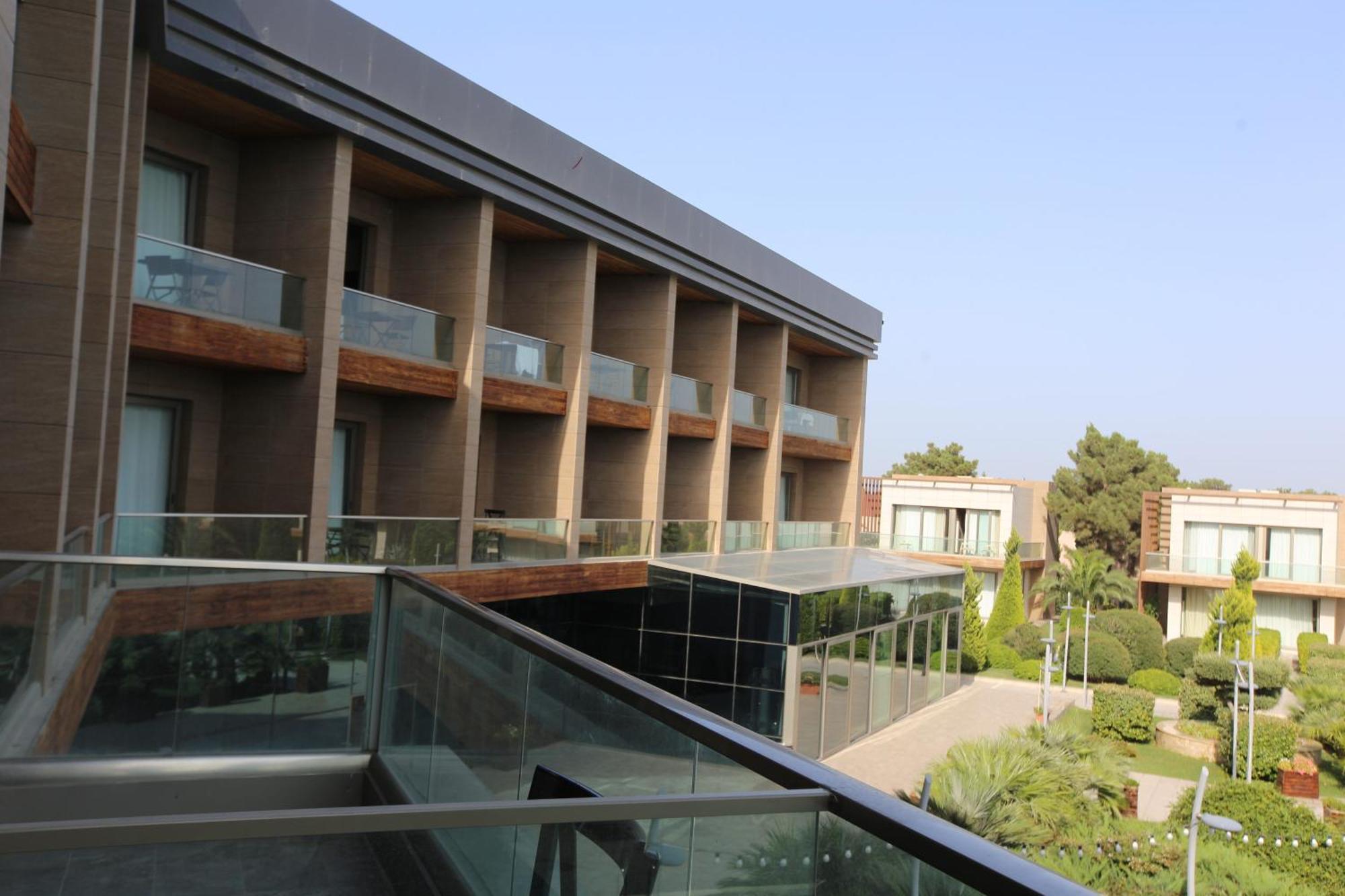 Shani Resort Hotel And Villas Мардакан Экстерьер фото