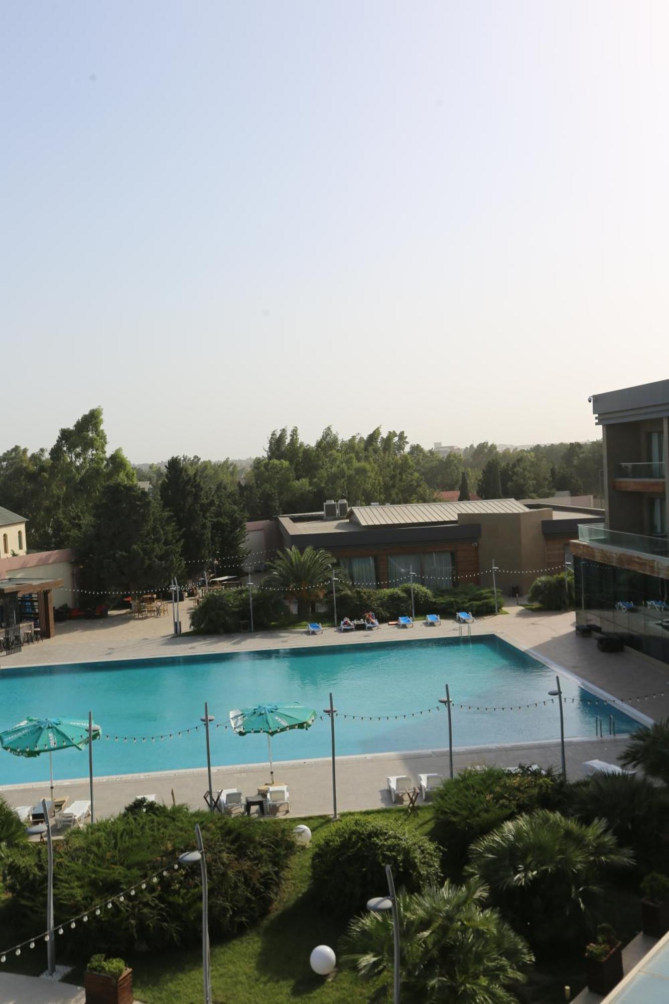 Shani Resort Hotel And Villas Мардакан Экстерьер фото