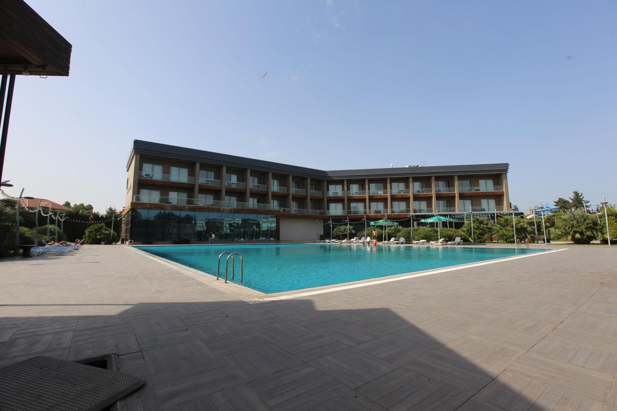 Shani Resort Hotel And Villas Мардакан Экстерьер фото